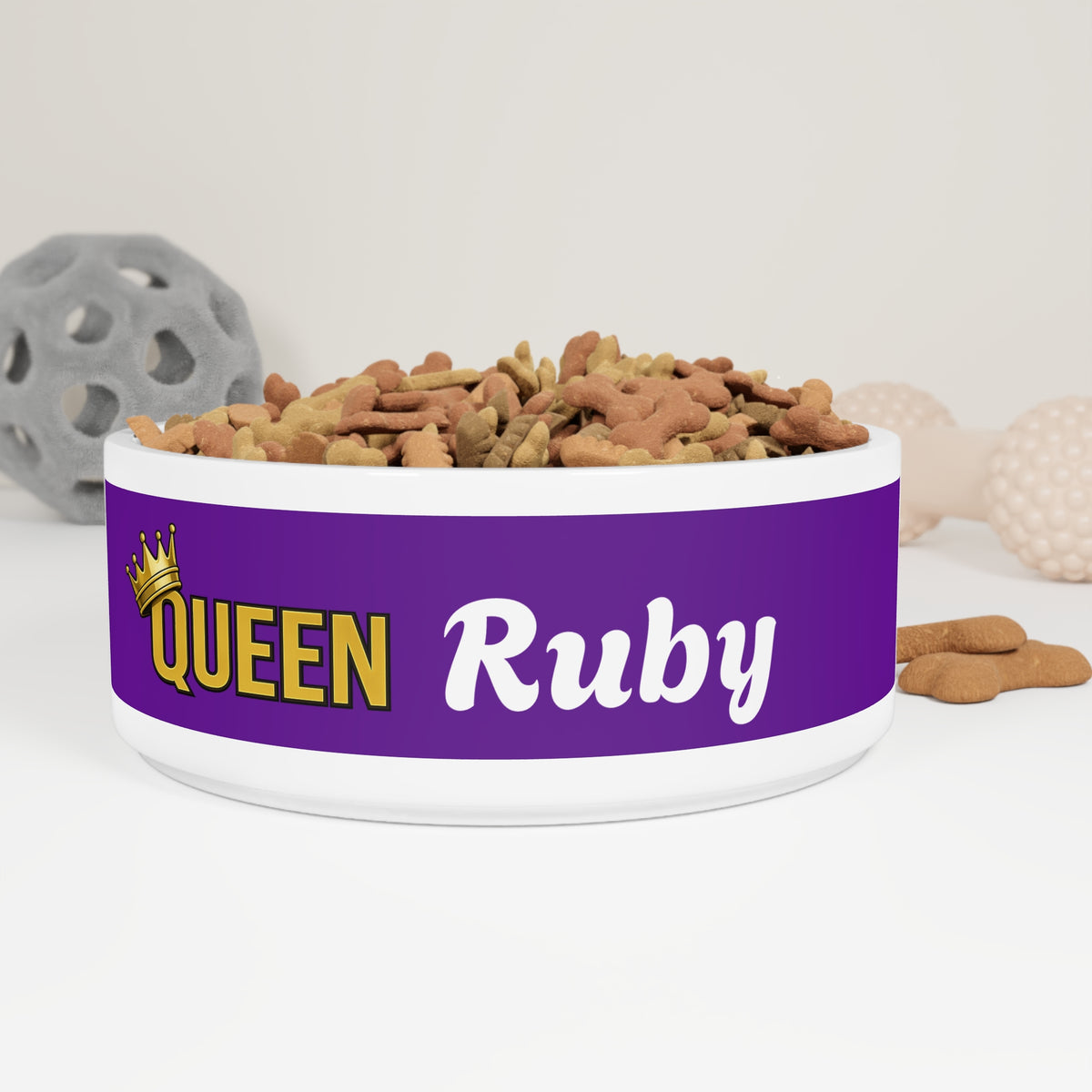 QUEEN Personalised Pet Bowl – Pink & White Ceramic Bowl (Pet Name)